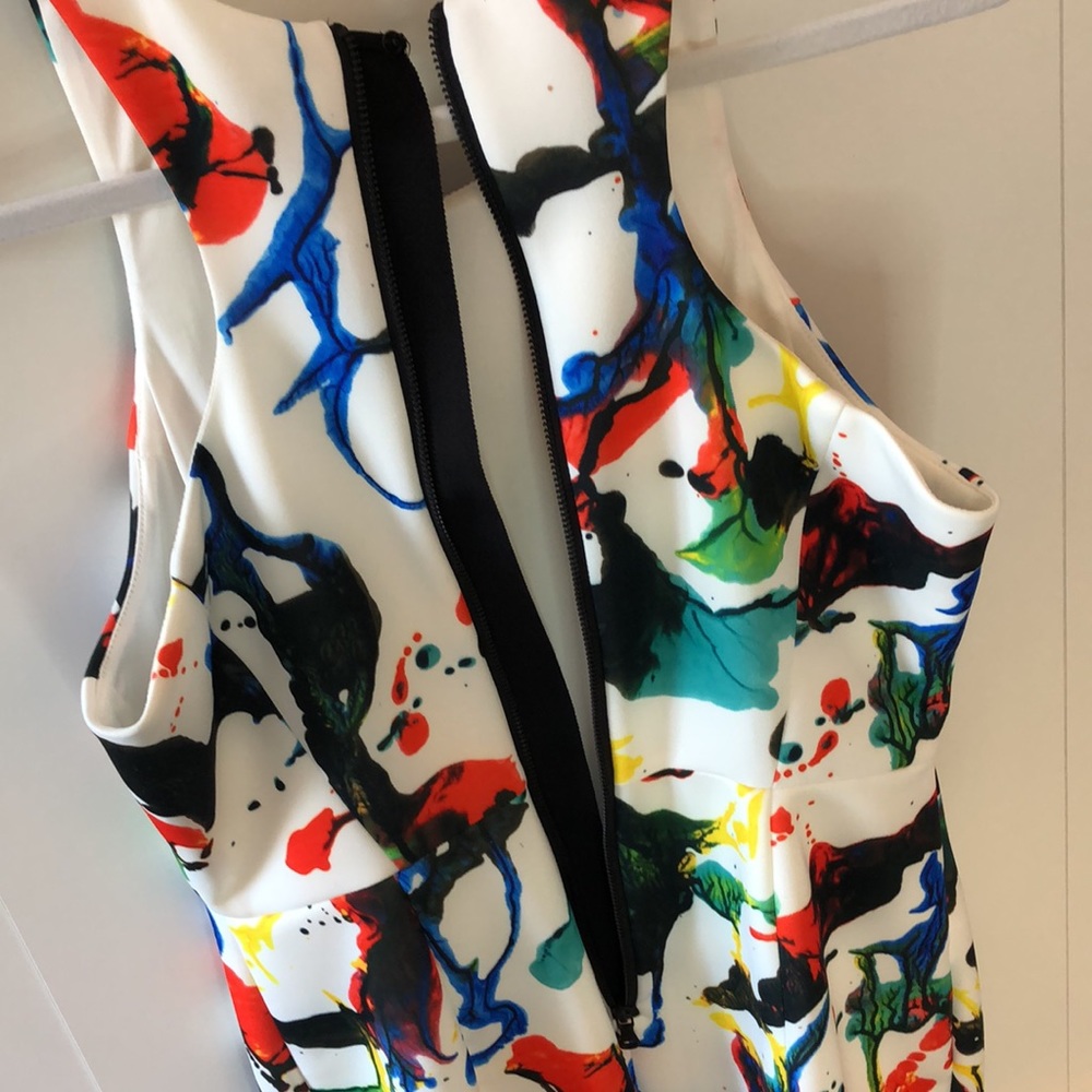 “Milly” Designer 🤩Expressionist design bodycon NWT DRESS Absolutely STUNNING!! - Picture 5 of 9